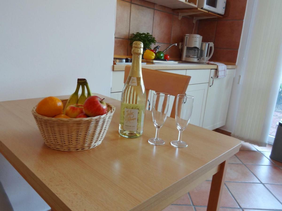 Ferienwohnungen Hass - Haus 1 Fehmarn Buitenkant foto